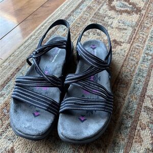 Skechers sandals